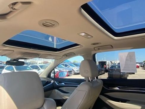 Used 2019 Buick Enclave Essence w/ Trailering Package, 5000 lbs. FWD image 7