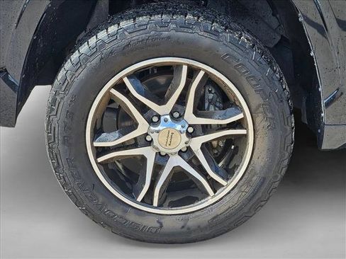 Used 2022 Toyota Tundra SR w/ SR Tow Package AWD/4WD image 5