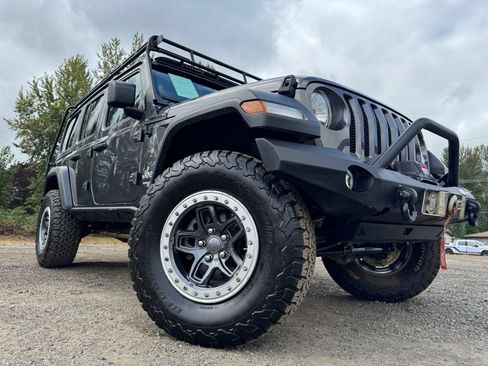Used 2018 Jeep Wrangler Unlimited Sport S AWD/4WD image 54