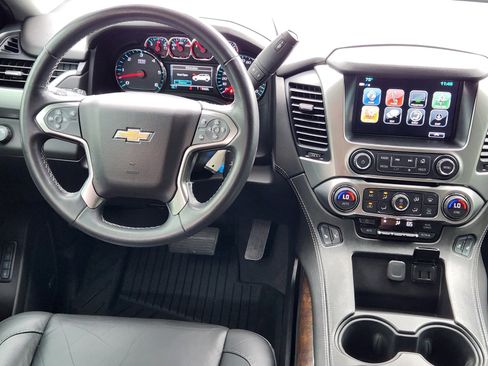 Used 2020 Chevrolet Tahoe LT RWD image 9