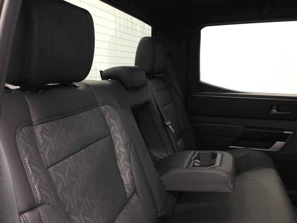 Used 2025 Toyota Tundra Limited AWD/4WD image 21