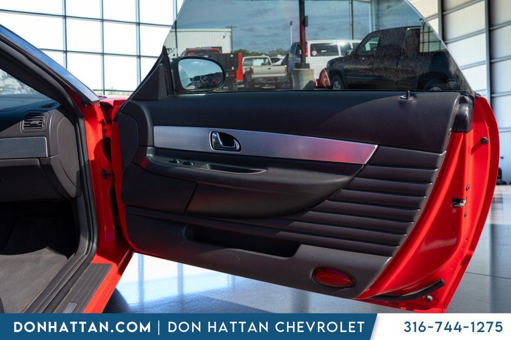 Used 2002 Ford Thunderbird RWD image 18