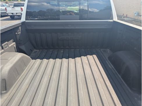 Used 2024 GMC Sierra 1500 AT4 w/ Technology Package AWD/4WD image 12