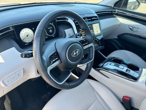 Used 2023 Hyundai Tucson Limited image 16
