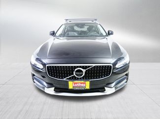Used 2019 Volvo V90 T6 Cross Country w/ Protection Package Premier video 2
