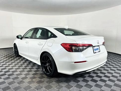 Used 2022 Honda Civic Sport image 4