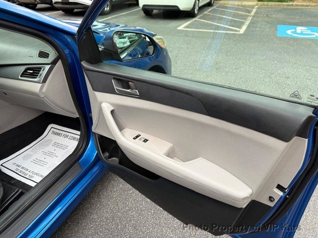 Used 2018 Hyundai Sonata SE FWD image 9