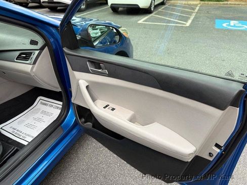 Used 2018 Hyundai Sonata SE FWD image 9