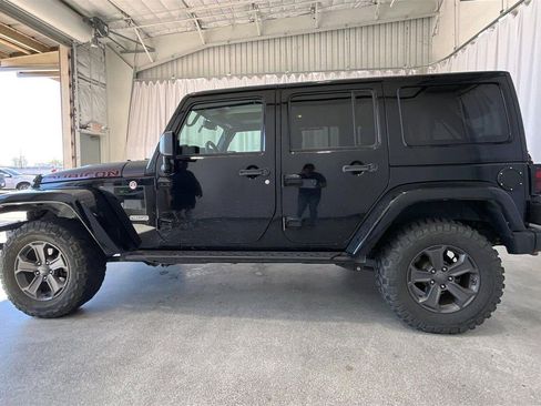 Used 2017 Jeep Wrangler Unlimited Rubicon image 26