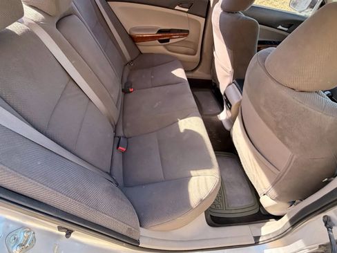 Used 2011 Honda Accord EX image 28