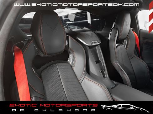 Used 2024 Chevrolet Corvette Z06 RWD image 14