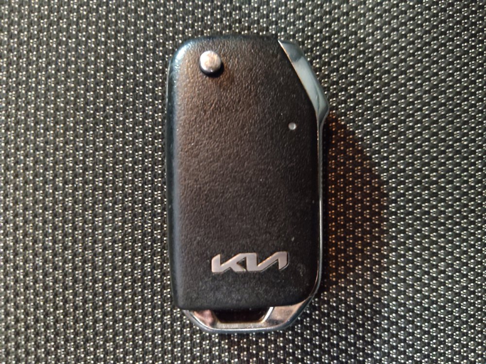 Used 2022 Kia Forte LXS FWD image 32
