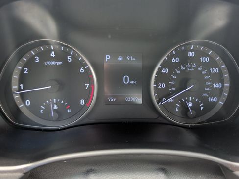 Used 2019 Hyundai Elantra GT FWD image 12