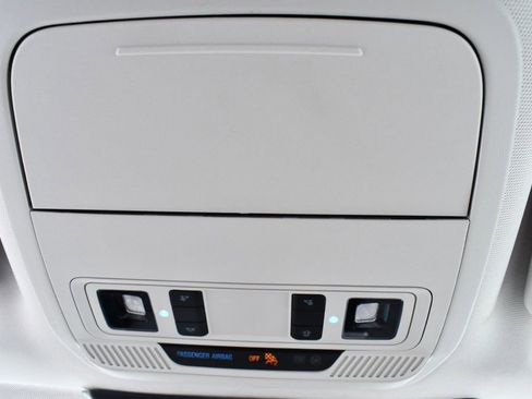 Used 2025 Ford Mustang Mach-E Premium image 31