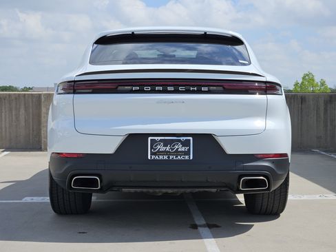 Certified 2026 Porsche Cayenne Coupe AWD/4WD image 7