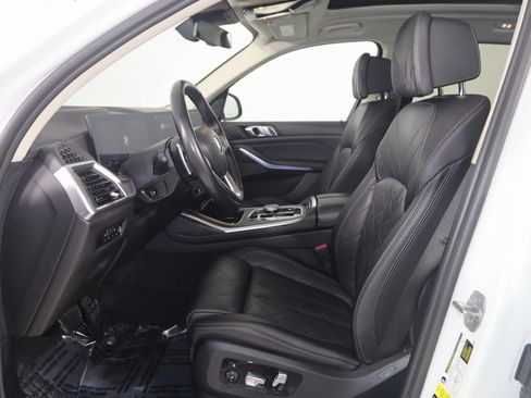 Used 2023 BMW X7 xDrive40i w/ Premium Package image 12