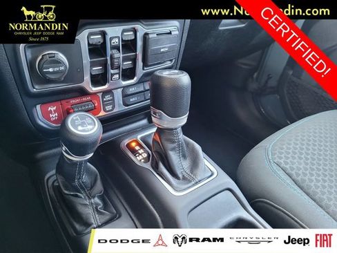 Certified 2024 Jeep Wrangler Unlimited Rubicon 4xe AWD/4WD image 14