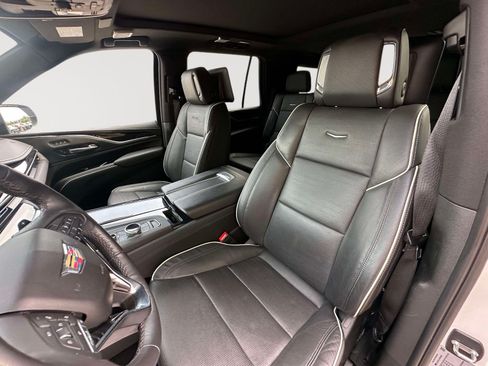 Certified 2023 Cadillac Escalade Sport w/ Touring Package AWD/4WD image 23
