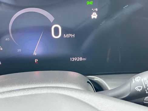 Used 2025 Buick Encore GX Preferred image 38