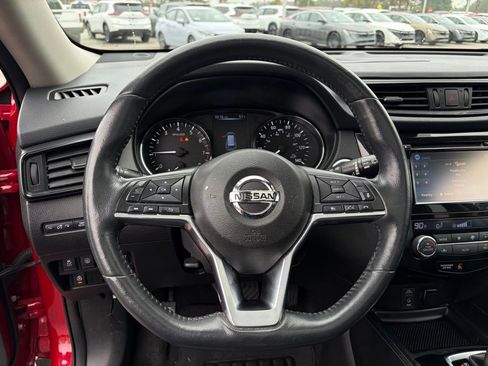 Certified 2017 Nissan Rogue SL w/ SL Premium Package image 15