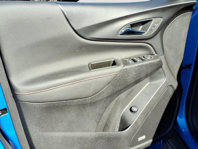 Used 2024 Chevrolet Equinox RS w/ RS Leather Package FWD image 15