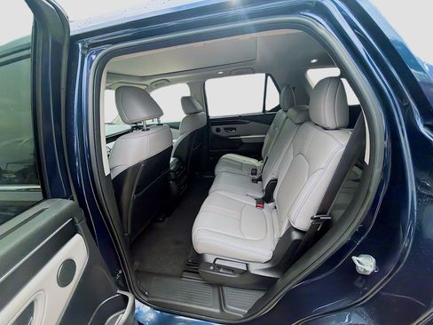 Used 2023 Honda Pilot Touring image 24