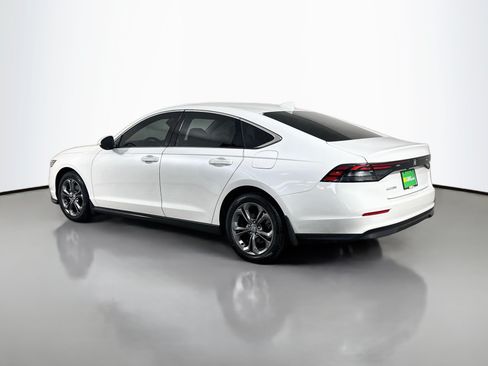 Used 2023 Honda Accord EX image 7