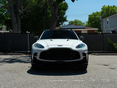 Used 2023 Aston Martin DBX 707 AWD/4WD image 6