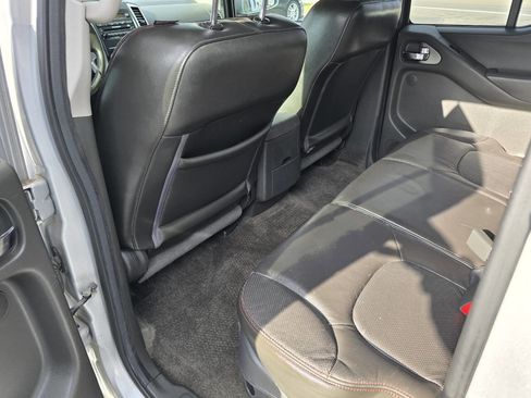 Used 2012 Nissan Frontier PRO-4X w/ Pro-4x Luxury Pkg image 20