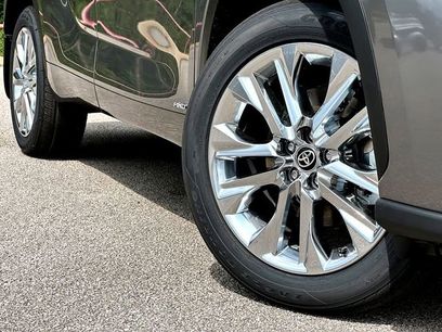 New 2026 Toyota Highlander Limited