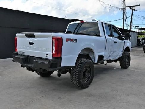 Used 2024 Ford F250 XL w/ FX4 Off-Road Package AWD/4WD image 5