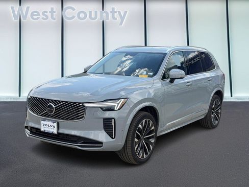 Certified 2026 Volvo XC90 B6 Plus AWD/4WD image 9