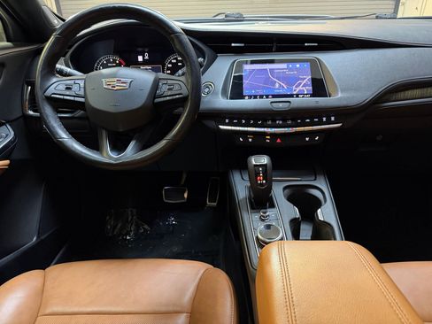 Used 2019 Cadillac XT4 Sport FWD image 4