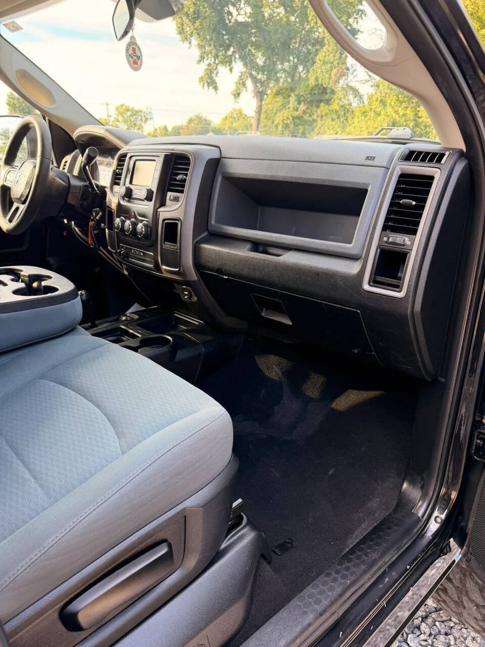 Used 2018 RAM 3500 Tradesman w/ Chrome Appearance Group AWD/4WD image 21