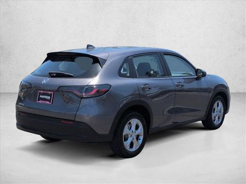 Used 2025 Honda HR-V LX image 8