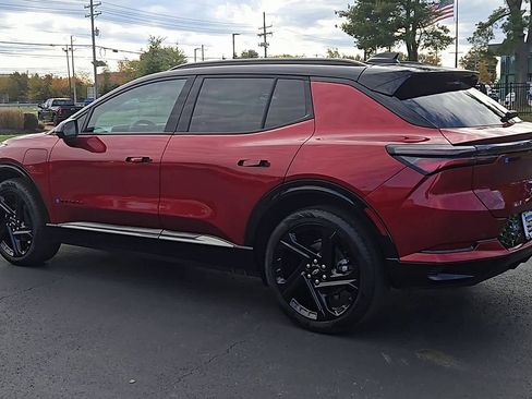 New 2026 Chevrolet Equinox EV RS FWD image 2