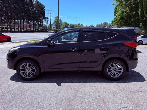 Used 2015 Hyundai Tucson GLS w/ Option Group 02 FWD image 9