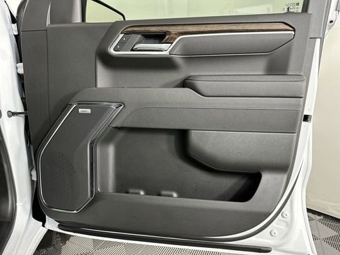 New 2025 GMC Sierra 1500 Elevation w/ Elevation Premium Package image 12