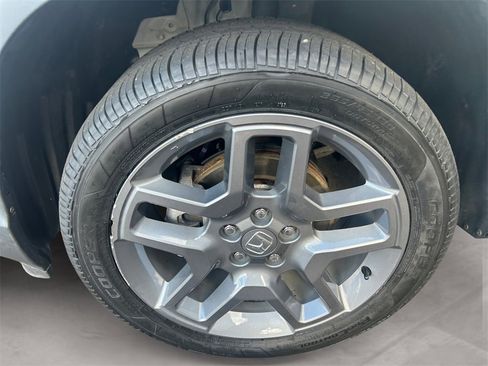 Used 2023 Honda Passport EX-L image 14