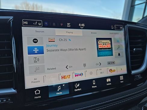 New 2026 Chrysler Pacifica Select w/ S Appearance Package image 49