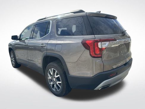 Used 2023 GMC Acadia SLT image 4