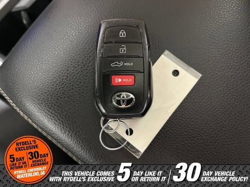 Used 2024 Toyota Tacoma Limited w/ Limited Package (LT) AWD/4WD image 49