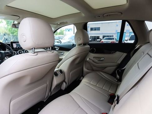 Used 2017 Mercedes-Benz GLC 300 4MATIC image 48