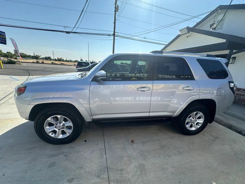 Used 2021 Toyota 4Runner SR5 Premium AWD/4WD image 12
