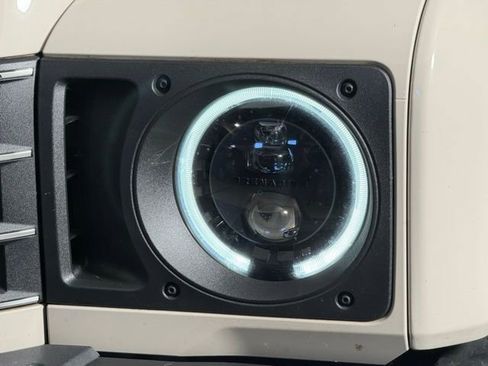 Used 2024 INEOS Grenadier image 11