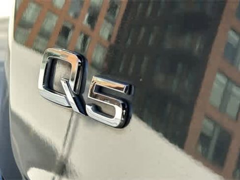 Used 2019 Audi Q5 Prestige w/ Prestige Package image 10