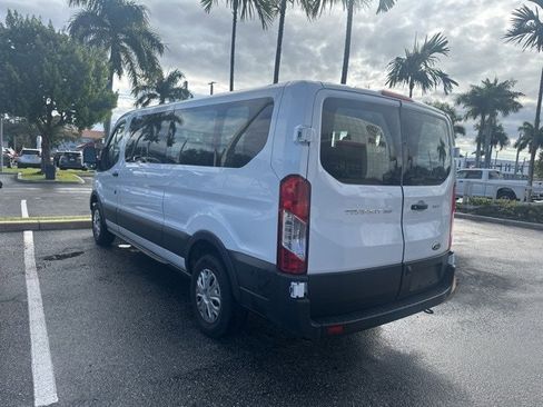 Used 2022 Ford Transit 350 XLT image 6