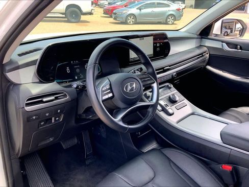 Used 2025 Hyundai Palisade SEL image 18