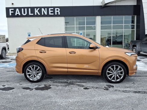 Used 2025 Buick Encore GX Avenir w/ Avenir Technology Package image 7