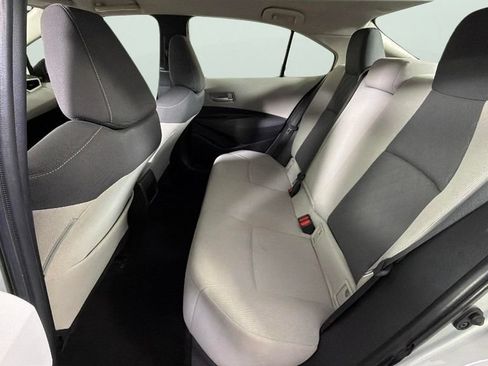 Used 2020 Toyota Corolla LE FWD image 25
